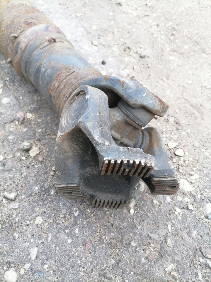 Volvo Propeller shaft 1068161 - Κεντρικοί άξονες για Φορτηγό: φωτογραφία 4 Volvo Propeller shaft 1068161 - Κεντρικοί άξονες για Φορτηγό: φωτογραφία 4