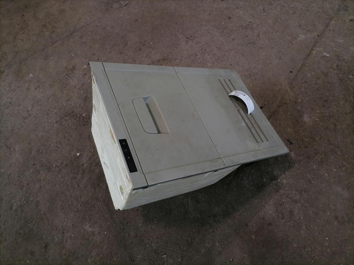 Volvo Refigerator 82174077 - Γενικό ανταλλακτικό για Φορτηγό: φωτογραφία 2 Volvo Refigerator 82174077 - Γενικό ανταλλακτικό για Φορτηγό: φωτογραφία 2