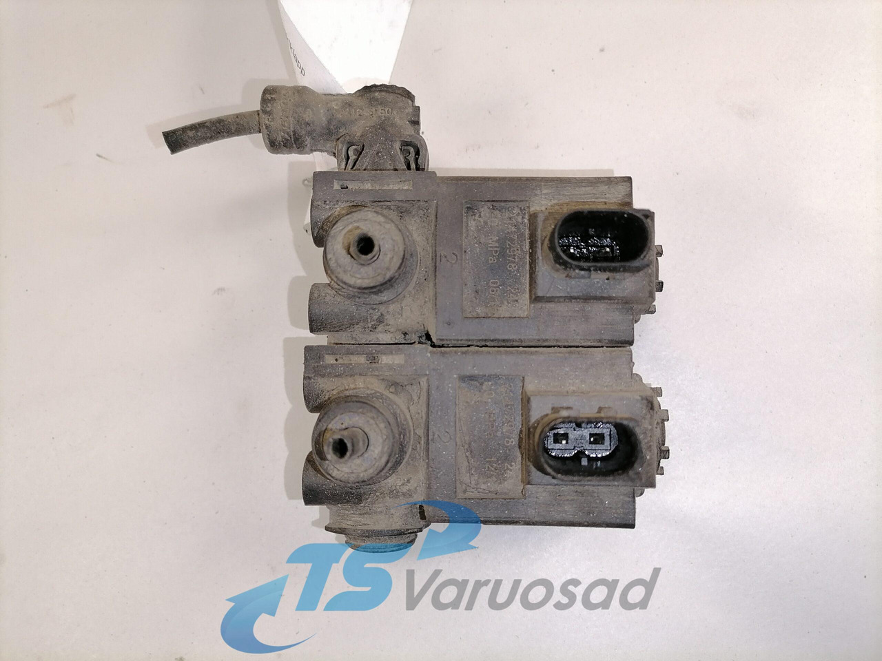 Volvo Solenoid valve 21472978 - Βαλβίδα φρένων για Φορτηγό: φωτογραφία 3 Volvo Solenoid valve 21472978 - Βαλβίδα φρένων για Φορτηγό: φωτογραφία 3