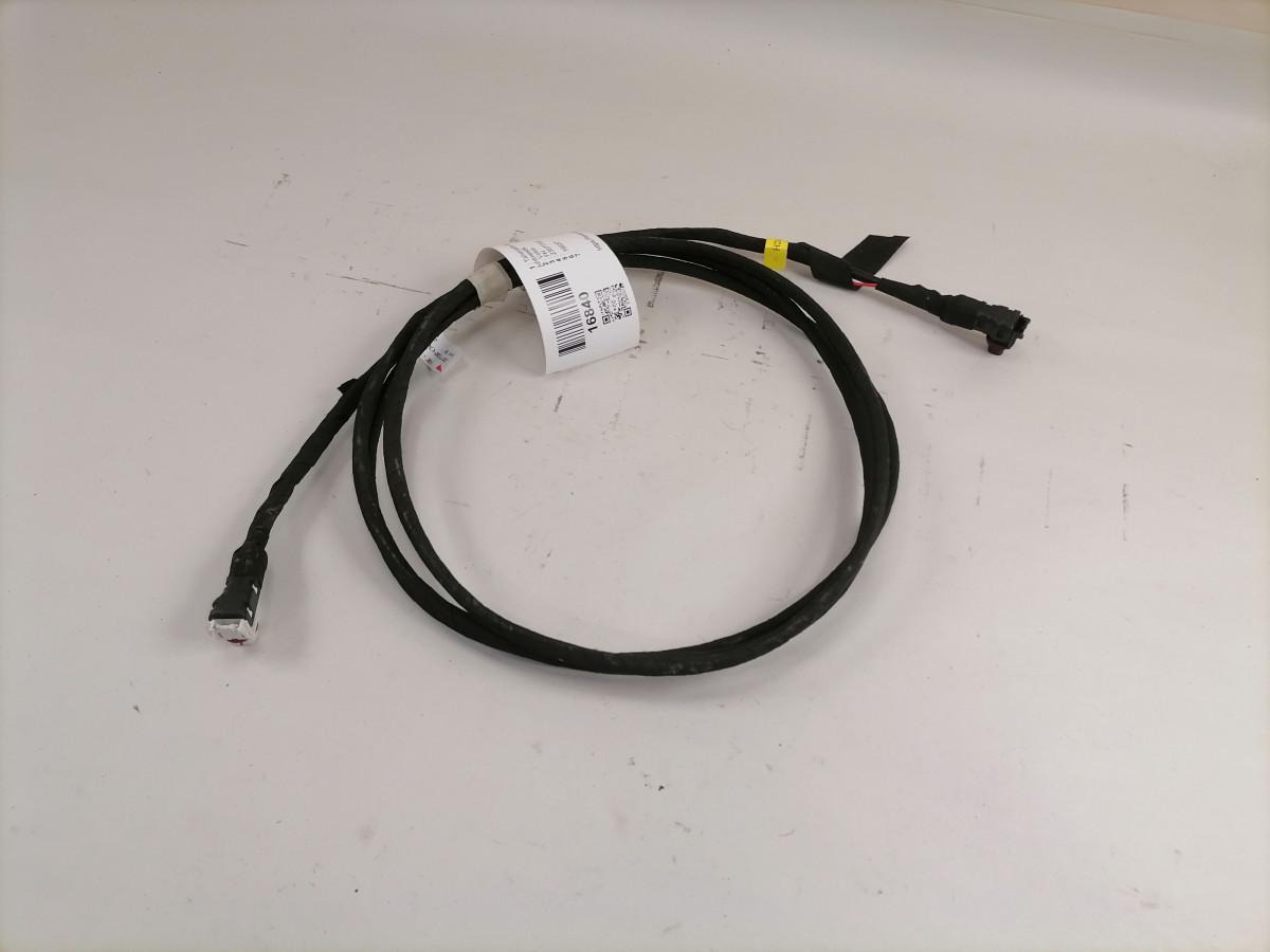 Volvo Tahavaate kaamera juhtmestik 23077332 - Γενικό ανταλλακτικό για Φορτηγό: φωτογραφία 2 Volvo Tahavaate kaamera juhtmestik 23077332 - Γενικό ανταλλακτικό για Φορτηγό: φωτογραφία 2
