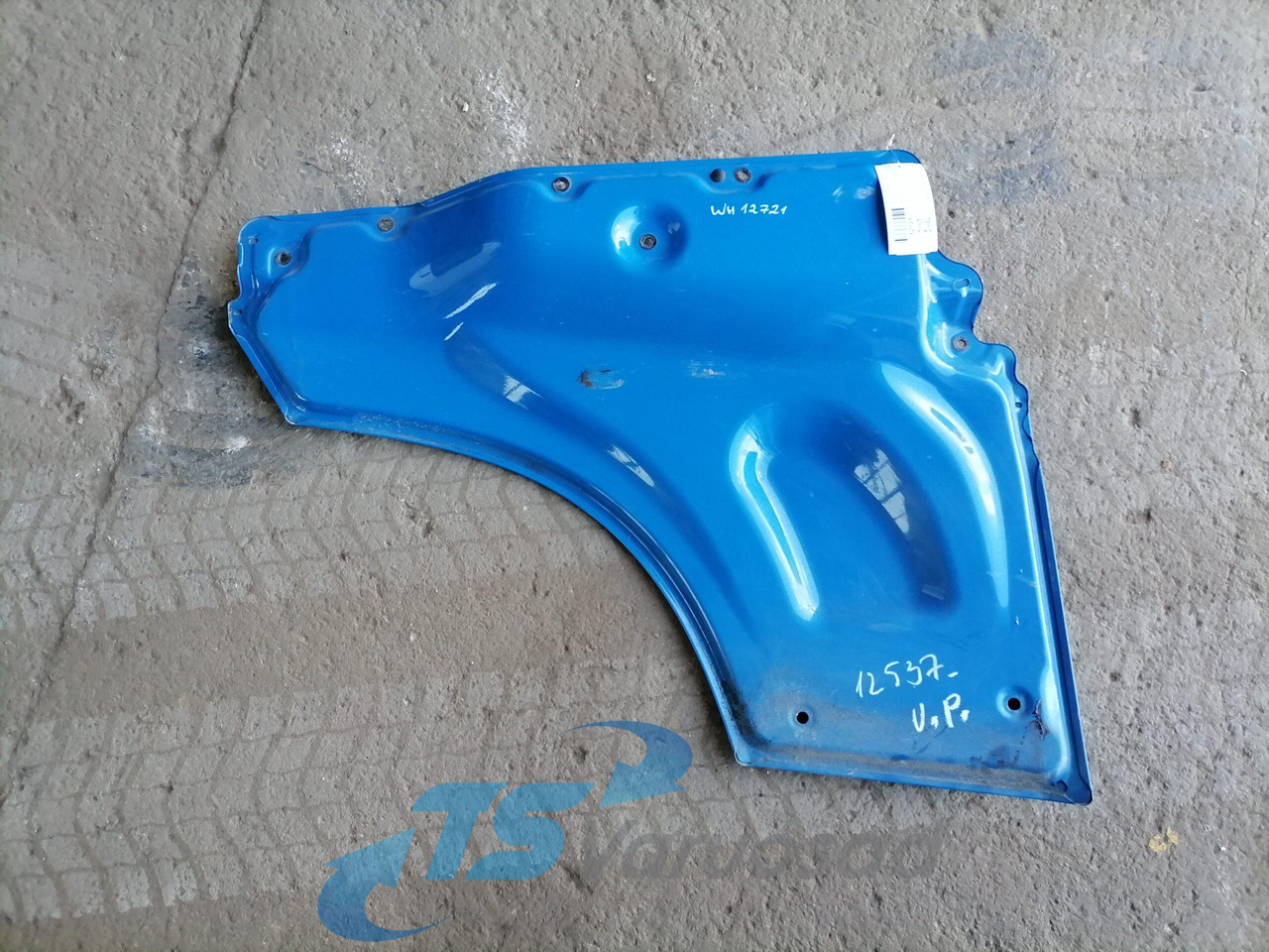 Volvo Ukse pikendus, vasak 82107271 - Πόρτα και ανταλλακτικά για Φορτηγό: φωτογραφία 2 Volvo Ukse pikendus, vasak 82107271 - Πόρτα και ανταλλακτικά για Φορτηγό: φωτογραφία 2