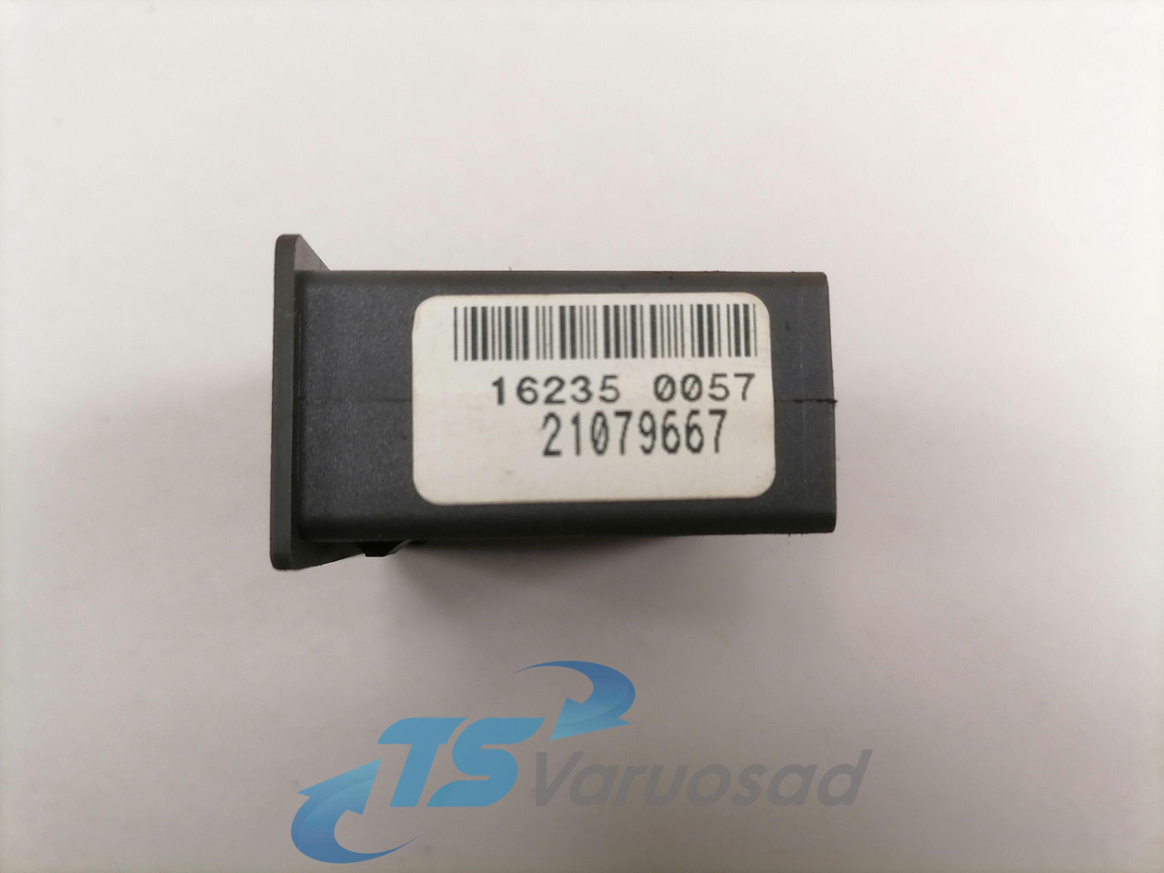 Volvo Volvo AUX pistiku paneel 21079667 - Ηλεκτρικό σύστημα για Φορτηγό: φωτογραφία 2 Volvo Volvo AUX pistiku paneel 21079667 - Ηλεκτρικό σύστημα για Φορτηγό: φωτογραφία 2