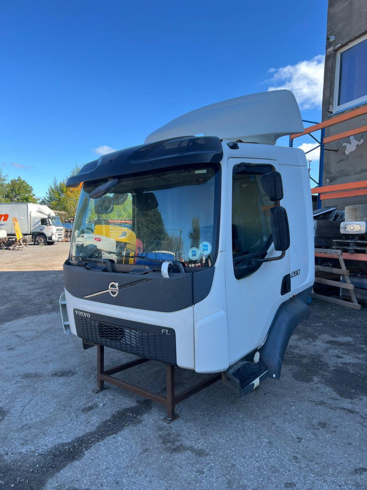 Volvo Volvo kabiin 85145280 - Καμπίνα και εσωτερικό για Φορτηγό: φωτογραφία 1 Volvo Volvo kabiin 85145280 - Καμπίνα και εσωτερικό για Φορτηγό: φωτογραφία 1