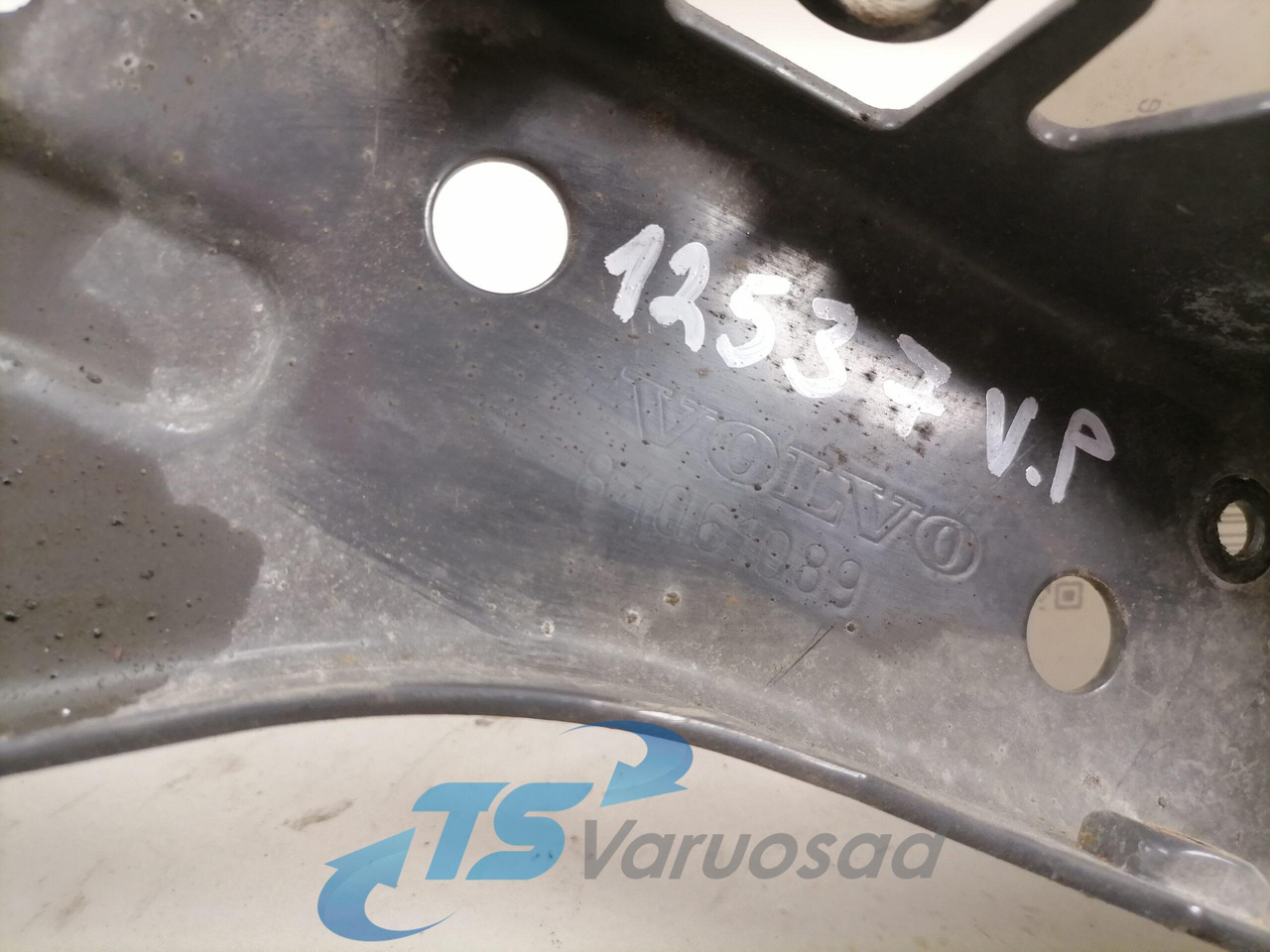 Volvo light bracket 84061089 - Φωτισμός για Φορτηγό: φωτογραφία 3 Volvo light bracket 84061089 - Φωτισμός για Φορτηγό: φωτογραφία 3