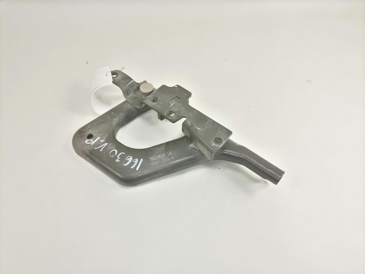 Volvo lower grille carrier hinge 78629519 - Μάσκα ψυγείου για Φορτηγό: φωτογραφία 2 Volvo lower grille carrier hinge 78629519 - Μάσκα ψυγείου για Φορτηγό: φωτογραφία 2