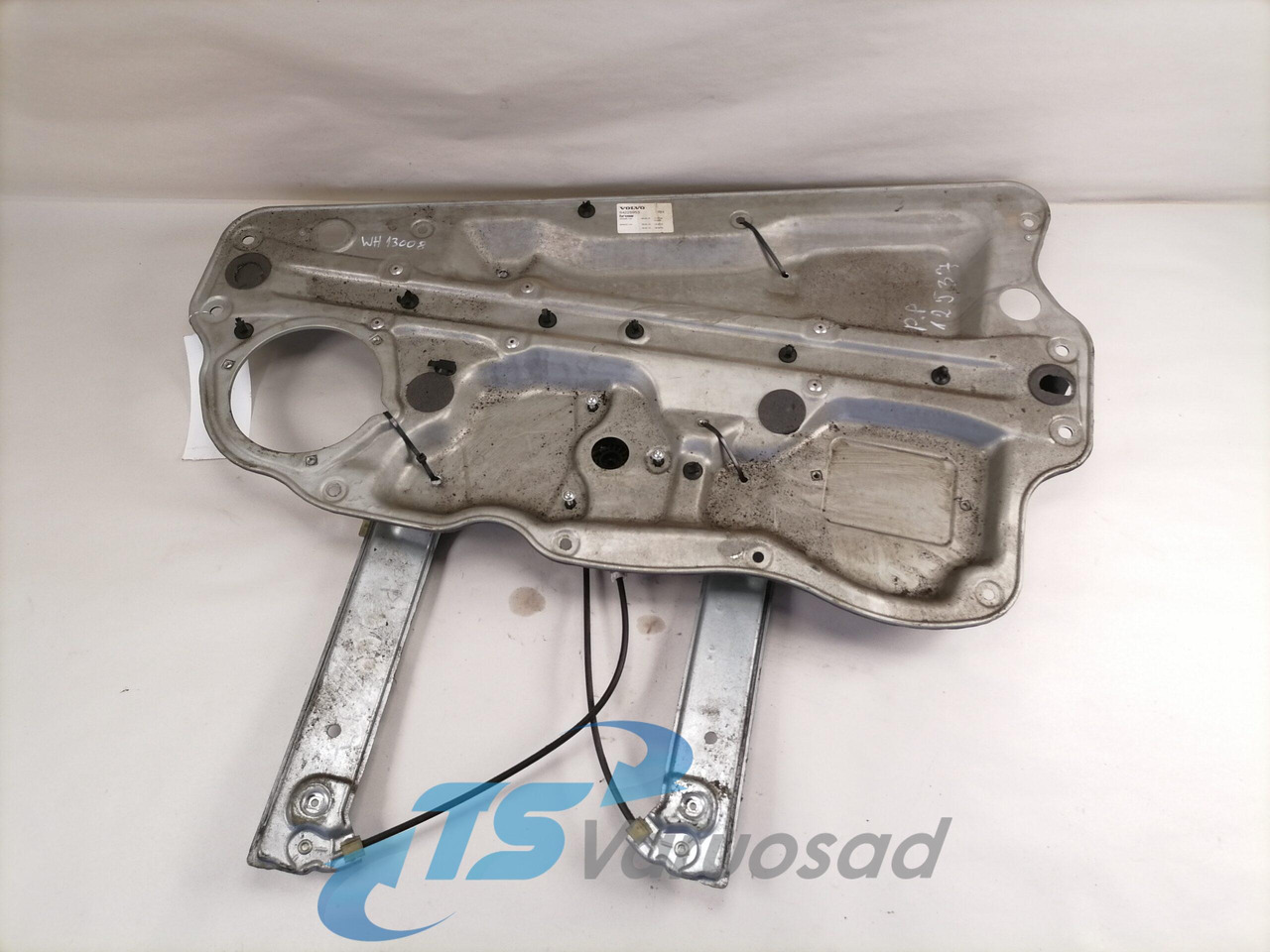 Volvo window mechanism 84225953 - Πόρτα και ανταλλακτικά για Φορτηγό: φωτογραφία 1 Volvo window mechanism 84225953 - Πόρτα και ανταλλακτικά για Φορτηγό: φωτογραφία 1