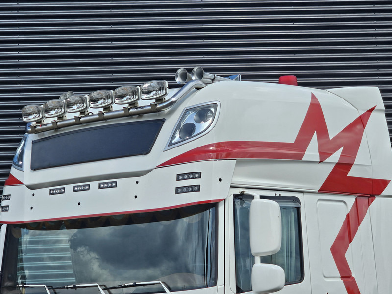 DAF XF480 / 6x2/4 / LIFT STEERING AXLE - Τράκτορας: φωτογραφία 4 DAF XF480 / 6x2/4 / LIFT STEERING AXLE - Τράκτορας: φωτογραφία 4