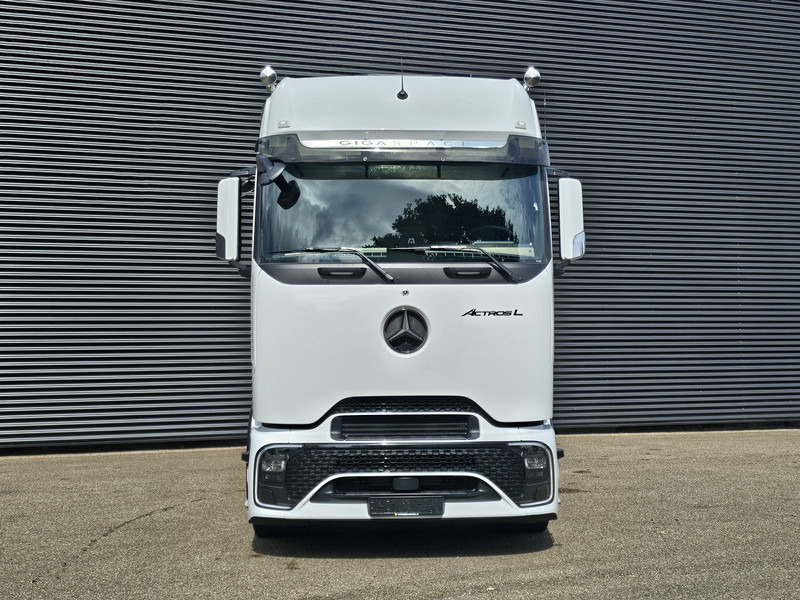 Mercedes-Benz ACTROS 2548 / GIGASPACE / 6X2/4 / !! NEW !! / PTO - Τράκτορας: φωτογραφία 4 Mercedes-Benz ACTROS 2548 / GIGASPACE / 6X2/4 / !! NEW !! / PTO - Τράκτορας: φωτογραφία 4