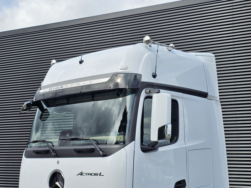 Mercedes-Benz ACTROS 2548 / GIGASPACE / 6X2/4 / !! NEW !! / PTO - Τράκτορας: φωτογραφία 5 Mercedes-Benz ACTROS 2548 / GIGASPACE / 6X2/4 / !! NEW !! / PTO - Τράκτορας: φωτογραφία 5