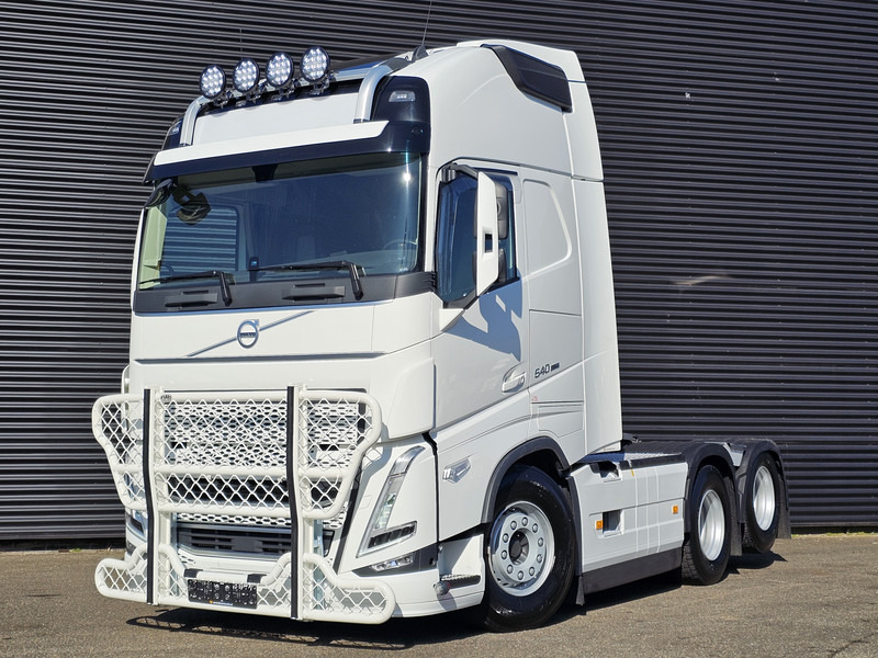 Volvo FH 540 / 6X4 / BOOGIE / RETARDER / FULL AIR / 312DKM - Τράκτορας: φωτογραφία 1 Volvo FH 540 / 6X4 / BOOGIE / RETARDER / FULL AIR / 312DKM - Τράκτορας: φωτογραφία 1