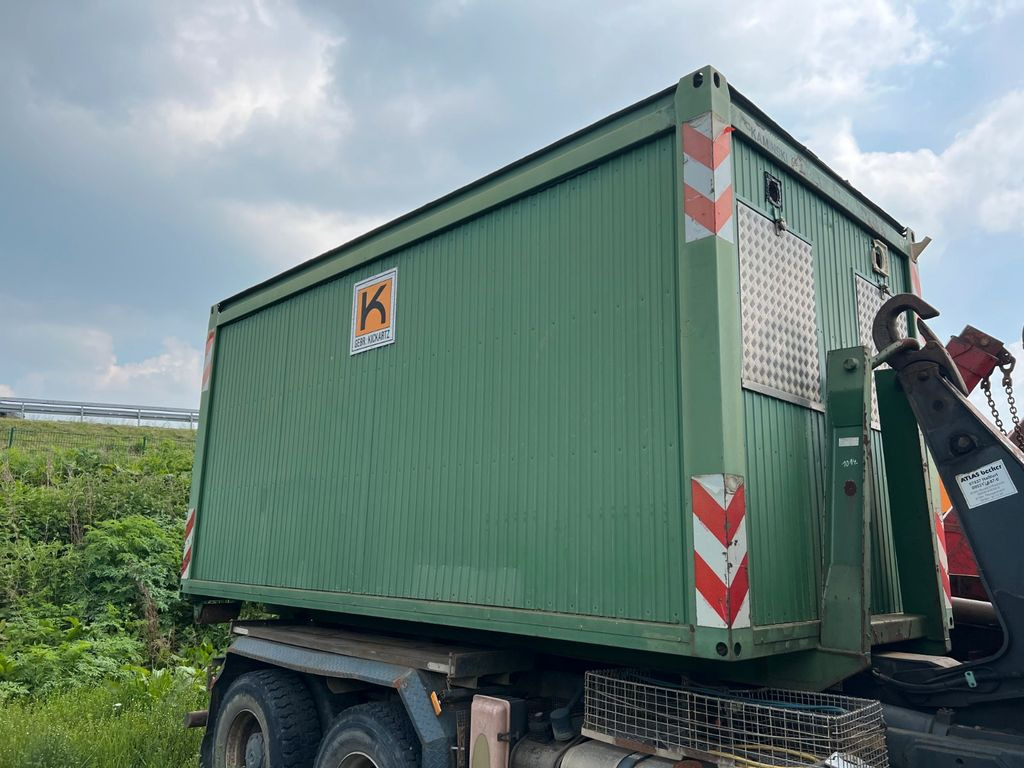 Büro Container mit Heizung Licht Tisch Schränke - Συστήματοςα γάντζων φόρτωσης/ Καδοφόρος φορτωτής: φωτογραφία 1 Büro Container mit Heizung Licht Tisch Schränke - Συστήματοςα γάντζων φόρτωσης/ Καδοφόρος φορτωτής: φωτογραφία 1