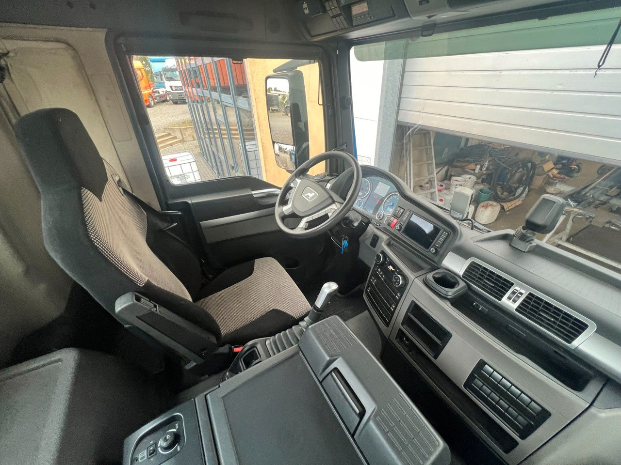 MAN 18.430 4X2 Meiller 3. Seitenkipper Top Zustand - Φορτηγό ανατρεπόμενο: φωτογραφία 5 MAN 18.430 4X2 Meiller 3. Seitenkipper Top Zustand - Φορτηγό ανατρεπόμενο: φωτογραφία 5