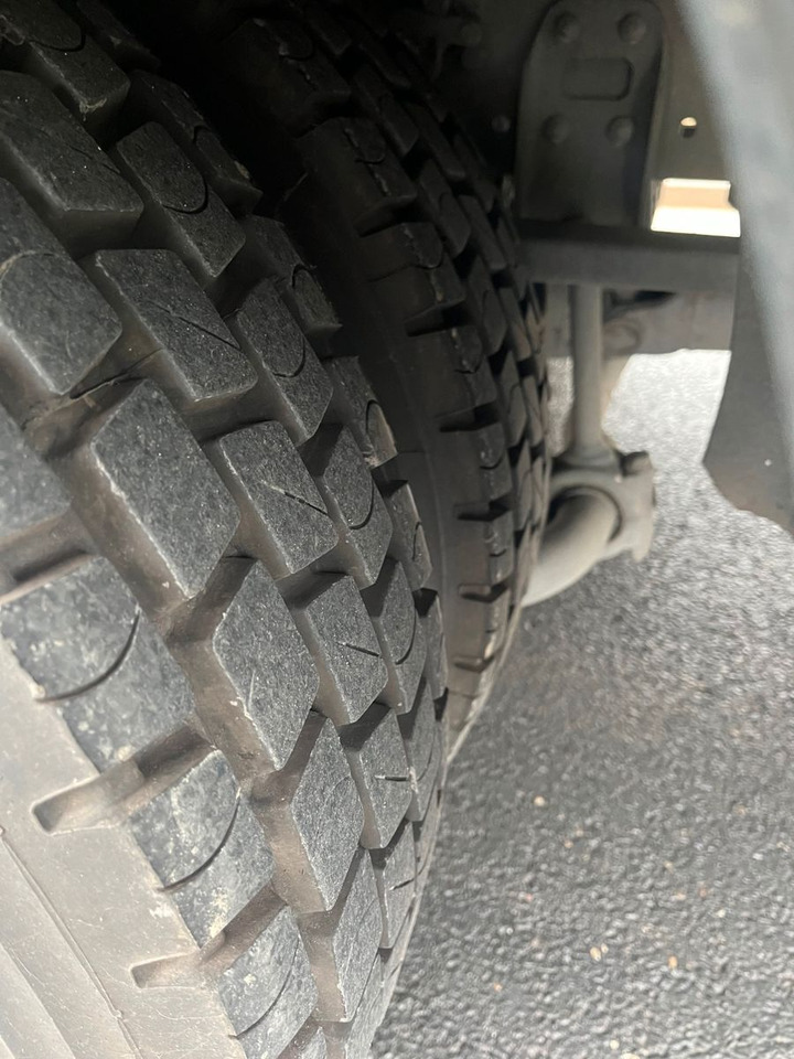 Φορτηγό μουσαμάς MAN 8.220 4X2 Pritschenwagen: φωτογραφία 9