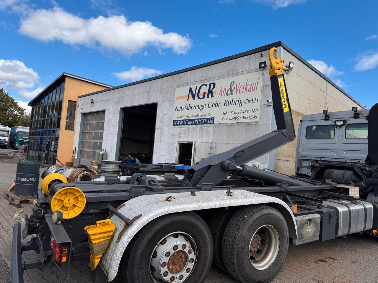 Φορτηγό φόρτωσης γάντζου Marell Abrollkipperaufbau 3 Achser: φωτογραφία 12 Φορτηγό φόρτωσης γάντζου Marell Abrollkipperaufbau 3 Achser: φωτογραφία 12