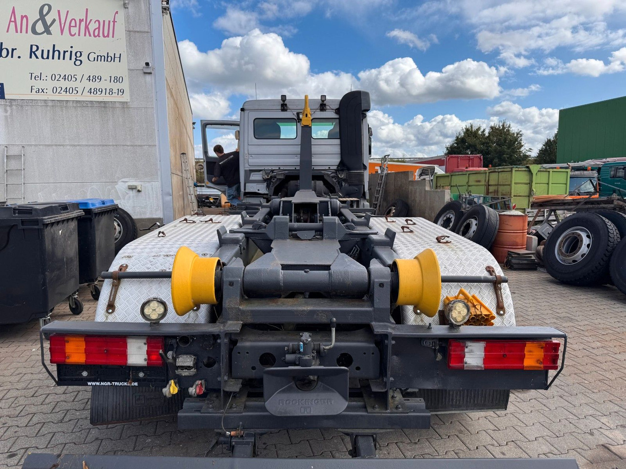 Φορτηγό φόρτωσης γάντζου Marell Abrollkipperaufbau 3 Achser: φωτογραφία 9 Φορτηγό φόρτωσης γάντζου Marell Abrollkipperaufbau 3 Achser: φωτογραφία 9