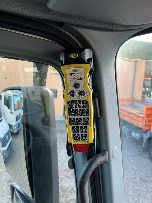 Mercedes-Benz 2541 6X2 Meiller Funk Zustand wie 200 tkm - Φορτηγό φόρτωσης γάντζου: φωτογραφία 4 Mercedes-Benz 2541 6X2 Meiller Funk Zustand wie 200 tkm - Φορτηγό φόρτωσης γάντζου: φωτογραφία 4