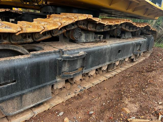 CAT 390DL - Ερπυστριοφόρος εκσκαφέας: φωτογραφία 4 CAT 390DL - Ερπυστριοφόρος εκσκαφέας: φωτογραφία 4