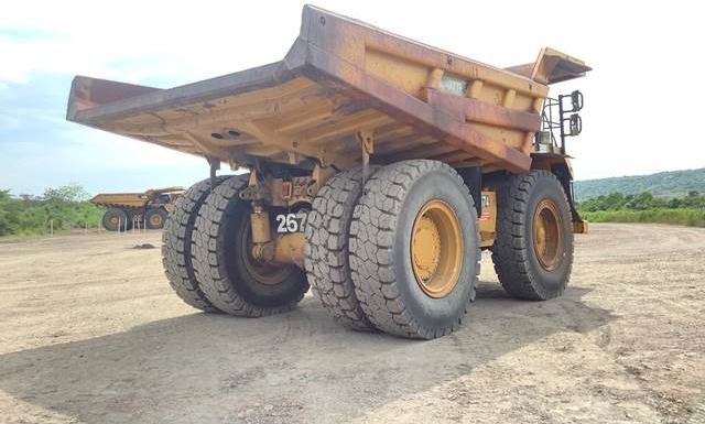 CAT 777F - Ανατρεπόμενο όχημα μεταφοράς λατομικών υλικών: φωτογραφία 3 CAT 777F - Ανατρεπόμενο όχημα μεταφοράς λατομικών υλικών: φωτογραφία 3