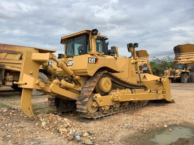 CAT D8T - Μπουλντόζα: φωτογραφία 3 CAT D8T - Μπουλντόζα: φωτογραφία 3