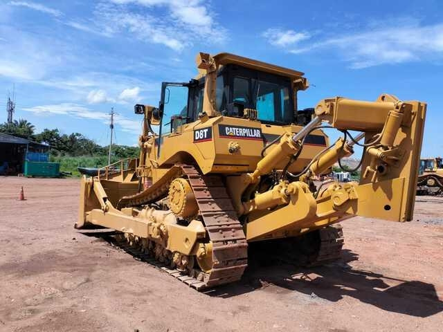 CAT D8T - Μπουλντόζα: φωτογραφία 4 CAT D8T - Μπουλντόζα: φωτογραφία 4