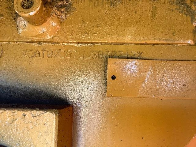 CAT D8T - Μπουλντόζα: φωτογραφία 2 CAT D8T - Μπουλντόζα: φωτογραφία 2