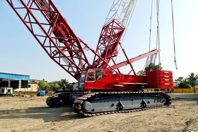 Demag CC1800-1 - Ερπυστριοφόρος γερανός: φωτογραφία 1 Demag CC1800-1 - Ερπυστριοφόρος γερανός: φωτογραφία 1