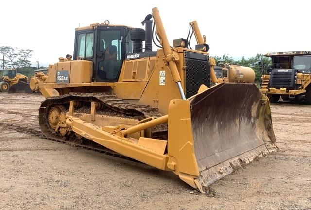 Komatsu D155AX-6 - Μπουλντόζα: φωτογραφία 4 Komatsu D155AX-6 - Μπουλντόζα: φωτογραφία 4