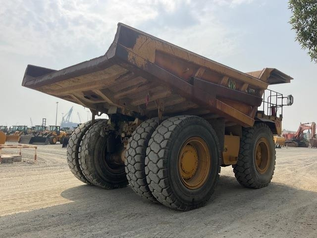 CAT 777D - Ανατρεπόμενο όχημα μεταφοράς λατομικών υλικών: φωτογραφία 3 CAT 777D - Ανατρεπόμενο όχημα μεταφοράς λατομικών υλικών: φωτογραφία 3