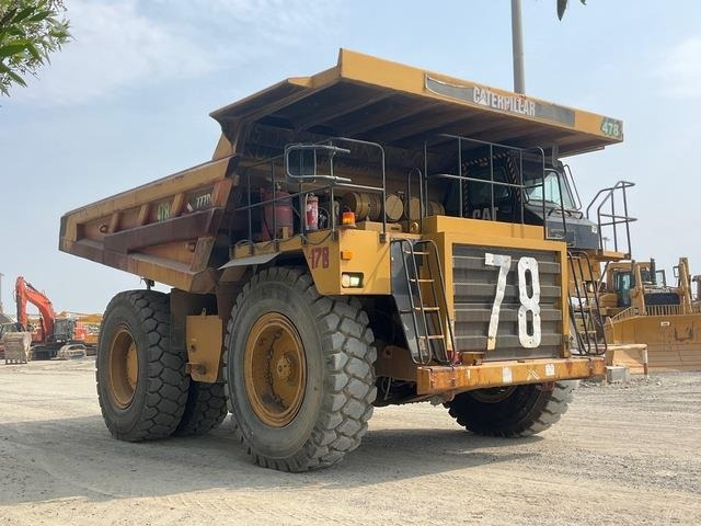 CAT 777D - Ανατρεπόμενο όχημα μεταφοράς λατομικών υλικών: φωτογραφία 4 CAT 777D - Ανατρεπόμενο όχημα μεταφοράς λατομικών υλικών: φωτογραφία 4