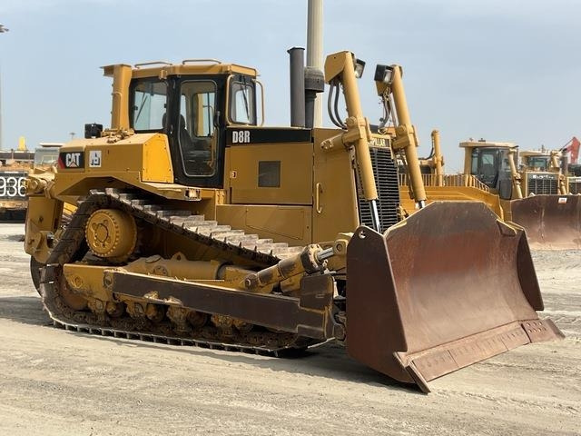 CAT D8R - Μπουλντόζα: φωτογραφία 4 CAT D8R - Μπουλντόζα: φωτογραφία 4