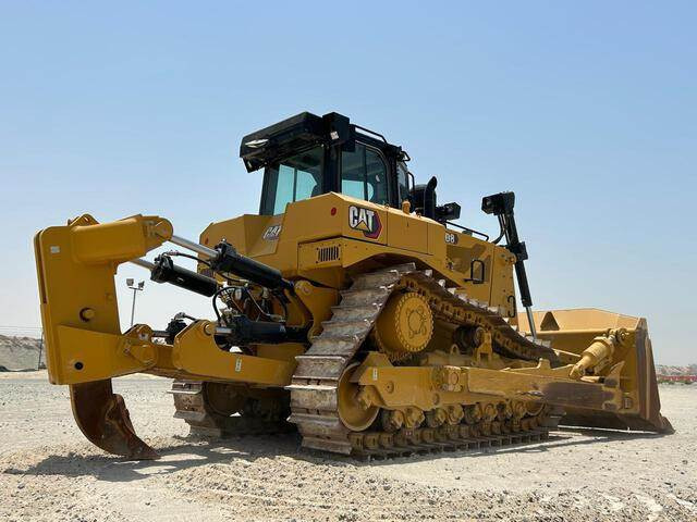 CAT D8 - Μπουλντόζα: φωτογραφία 2 CAT D8 - Μπουλντόζα: φωτογραφία 2