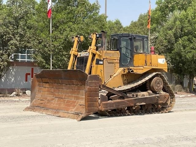 CAT D9R - Μπουλντόζα: φωτογραφία 1 CAT D9R - Μπουλντόζα: φωτογραφία 1
