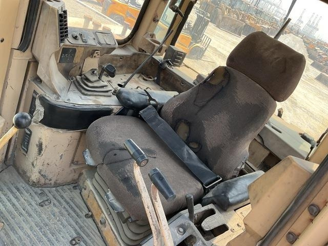 CAT D9R - Μπουλντόζα: φωτογραφία 4 CAT D9R - Μπουλντόζα: φωτογραφία 4