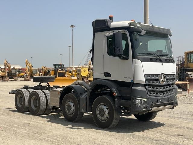 Mercedes-Benz Arocs 4240 - Φορτηγό σασί: φωτογραφία 4 Mercedes-Benz Arocs 4240 - Φορτηγό σασί: φωτογραφία 4