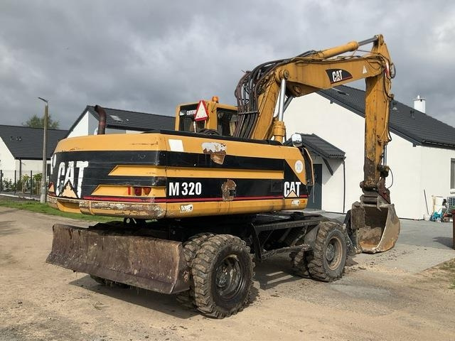 CAT M320 - Τροχοφόρος εκσκαφέας: φωτογραφία 4 CAT M320 - Τροχοφόρος εκσκαφέας: φωτογραφία 4