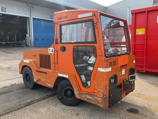 Charlatte TD225 - Μηχάνημα έλξης: φωτογραφία 4 Charlatte TD225 - Μηχάνημα έλξης: φωτογραφία 4