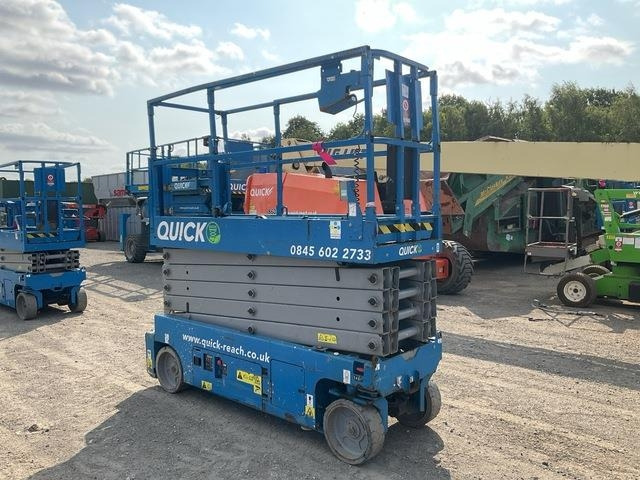 Genie GS3232 - Ψαλιδωτό ανυψωτικό: φωτογραφία 4 Genie GS3232 - Ψαλιδωτό ανυψωτικό: φωτογραφία 4
