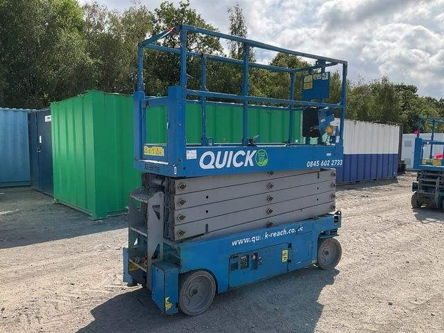 Genie GS3232 - Ψαλιδωτό ανυψωτικό: φωτογραφία 3 Genie GS3232 - Ψαλιδωτό ανυψωτικό: φωτογραφία 3
