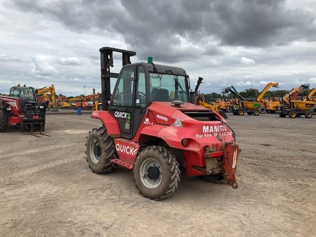 Manitou M26-4 - Φορτηγό ανωμάλου εδάφους: φωτογραφία 2 Manitou M26-4 - Φορτηγό ανωμάλου εδάφους: φωτογραφία 2