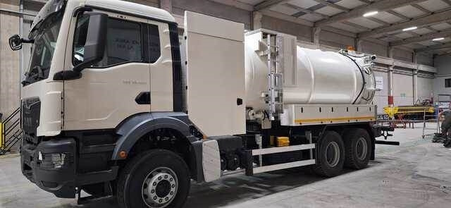 MAN TGS33.400 Jetter - Όχημα εκκένωσης βόθρων: φωτογραφία 1 MAN TGS33.400 Jetter - Όχημα εκκένωσης βόθρων: φωτογραφία 1