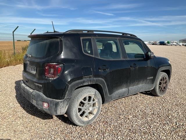 Jeep Renegade - Αυτοκίνητο: φωτογραφία 3 Jeep Renegade - Αυτοκίνητο: φωτογραφία 3