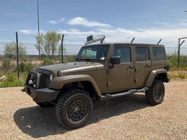 Jeep Wrangler JK Command - Αυτοκίνητο: φωτογραφία 1 Jeep Wrangler JK Command - Αυτοκίνητο: φωτογραφία 1