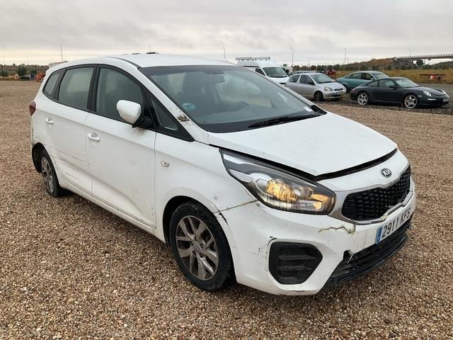 Kia Carens - Αυτοκίνητο: φωτογραφία 4 Kia Carens - Αυτοκίνητο: φωτογραφία 4