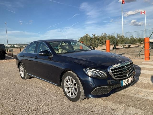 Mercedes-Benz E220D - Αυτοκίνητο: φωτογραφία 4 Mercedes-Benz E220D - Αυτοκίνητο: φωτογραφία 4