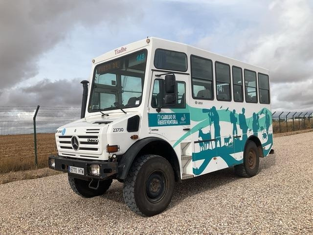 Mercedes-Benz Unimog Unvi - Μικρό λεωφορείο, Επιβατικό βαν: φωτογραφία 1 Mercedes-Benz Unimog Unvi - Μικρό λεωφορείο, Επιβατικό βαν: φωτογραφία 1