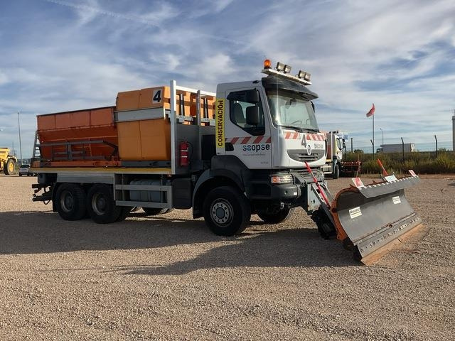 Renault Kerax 430DXI - Εκχιονιστικό μηχάνημα: φωτογραφία 4 Renault Kerax 430DXI - Εκχιονιστικό μηχάνημα: φωτογραφία 4