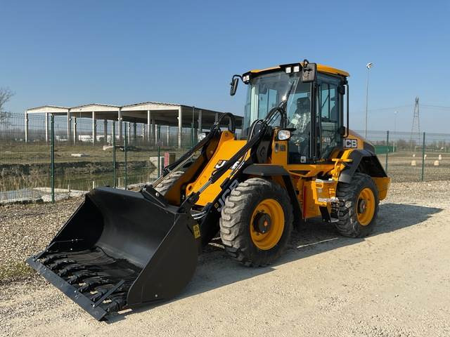 JCB 411 S5 HT - Ελαστιχοφόρος φορτωτής: φωτογραφία 1 JCB 411 S5 HT - Ελαστιχοφόρος φορτωτής: φωτογραφία 1