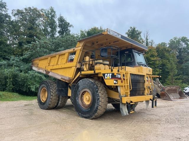 CAT 775D - Ανατρεπόμενο όχημα μεταφοράς λατομικών υλικών: φωτογραφία 4 CAT 775D - Ανατρεπόμενο όχημα μεταφοράς λατομικών υλικών: φωτογραφία 4