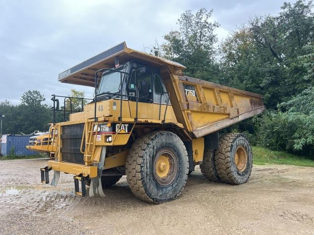 CAT 775D - Ανατρεπόμενο όχημα μεταφοράς λατομικών υλικών: φωτογραφία 1 CAT 775D - Ανατρεπόμενο όχημα μεταφοράς λατομικών υλικών: φωτογραφία 1