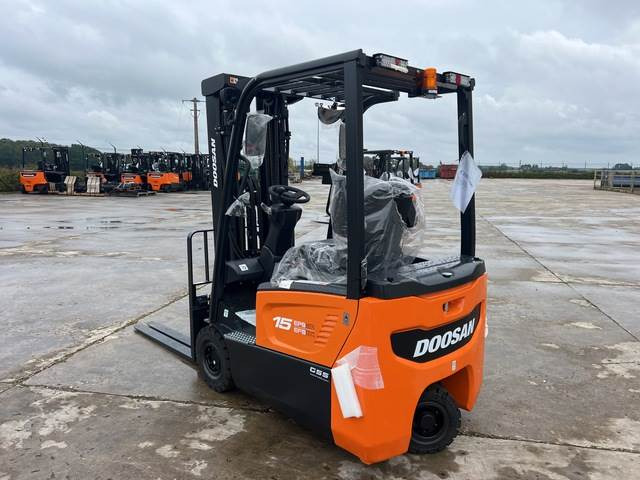 Doosan B15T-7 PLUS - Ηλεκτροκίνητο περονοφόρο: φωτογραφία 2 Doosan B15T-7 PLUS - Ηλεκτροκίνητο περονοφόρο: φωτογραφία 2